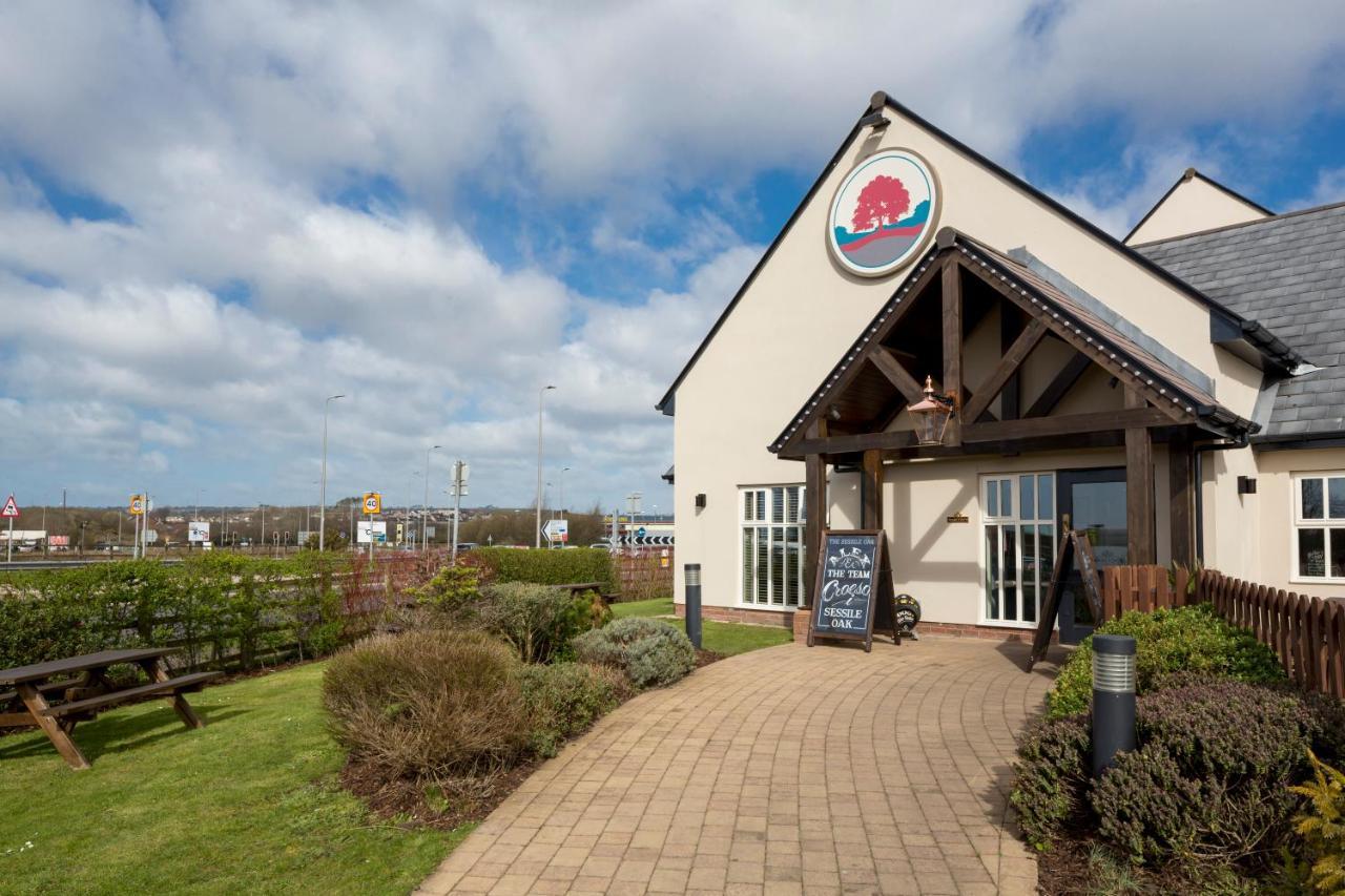 Sessile Oak, Llanelli By Marston'S Inns Exterior photo
