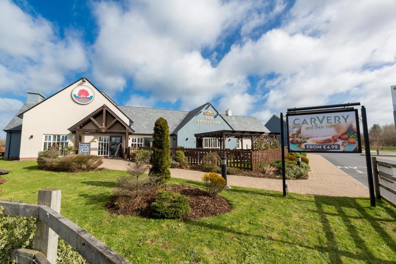 Sessile Oak, Llanelli By Marston'S Inns Exterior photo
